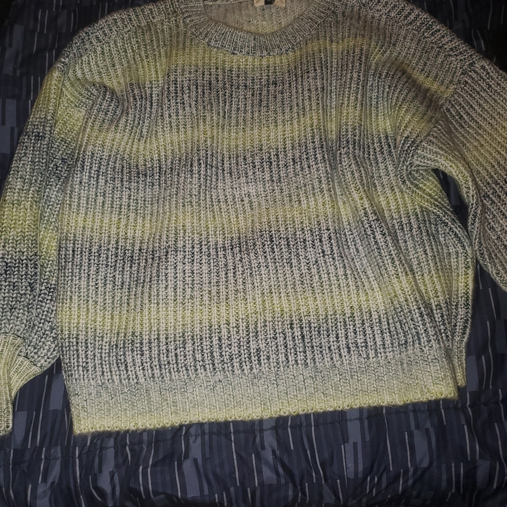 Brand new sweater